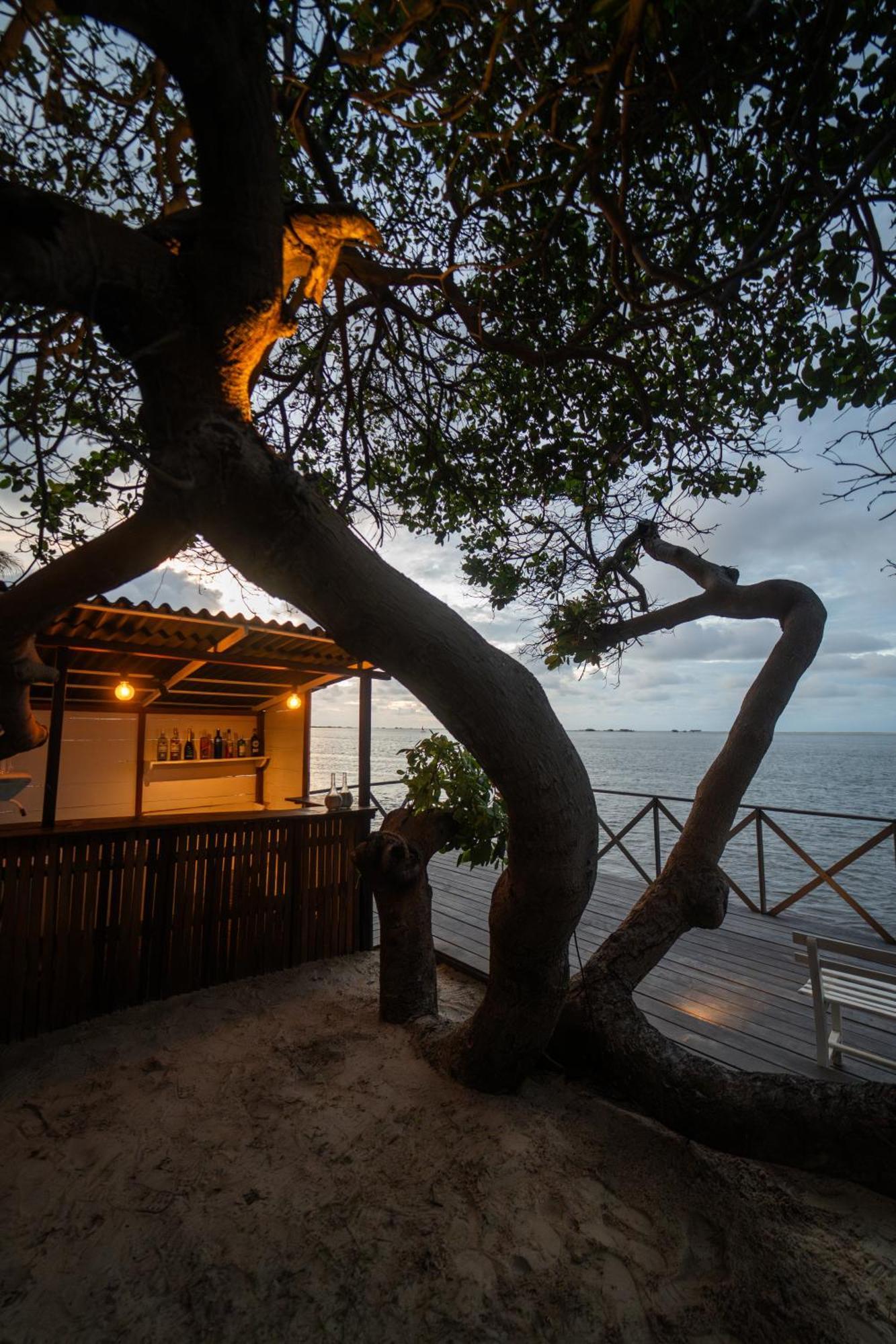 Santa Maria Atins Hotel ภายนอก รูปภาพ